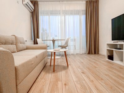Apartament cu 2 camere in Mamaia Nord, pe partea cu MAREA, mobilat complet