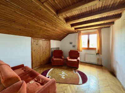 Vila spațioasă P+1+M de vânzare în Agigea | Teren 658 mp | Acces din 2 străzi!