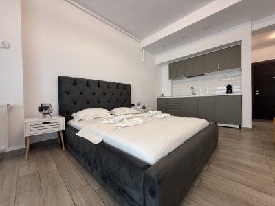 Mamaia nord -Casa Del Mar - Studio cu vedere laterala la mare si lac 