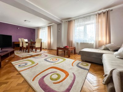 Apartament cu 3 camere de închiriat in Faleza Nord, Constanta Pet Friendly