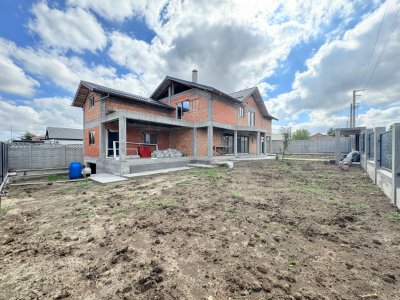 Casa P+1 la Rosu in Valu lui Traian