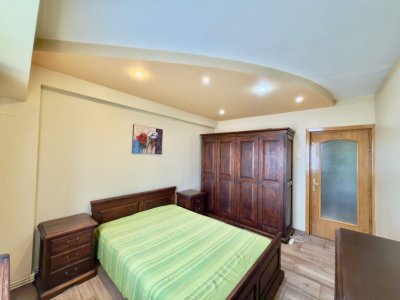 Apartament 3 camere de închiriat – Tomis 2, lângă Biserica Albă 