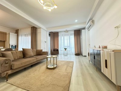 Apartament 4 camere de inchiriat Faleza Nord