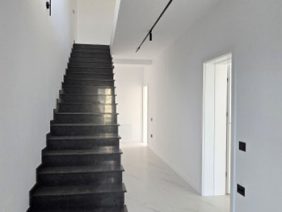 Vilă Luxury 5 camere – Faleză Nord, exclusivitate și rafinament la malul mării