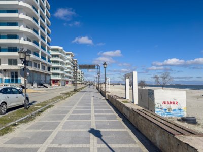 Spatiu comercial de vanzare in Mamaia Nord - prima linie la mare, pe Promenada
