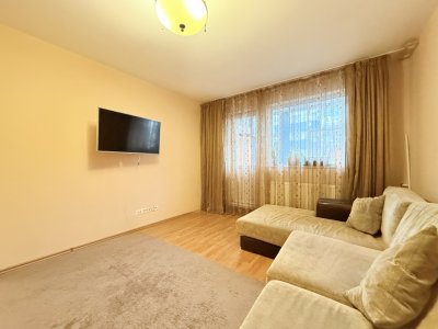 Apartament cu 4 camere de inchiriat in zona Tomis Nord