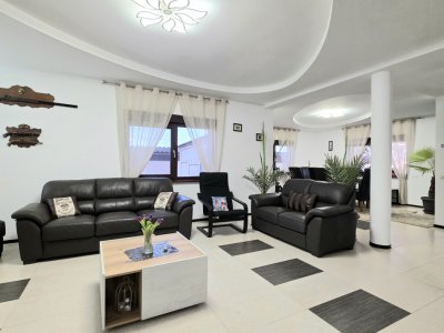 Vilă P+1 Mamaia Nord | Doar 5 min de plajă | 243mp utili | Garaj