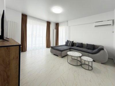 Mamaia Nord - Apartamant 2 camere decomandat, vedere frontala la lac