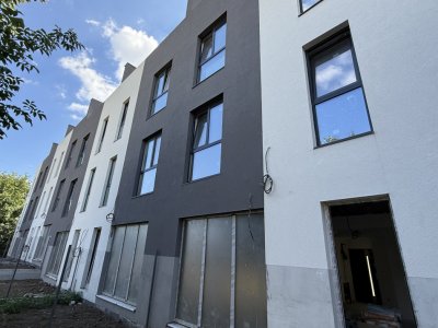 Casa Vila P+2+3r terasa, 5 camere, in Kamsas, zona de case, finalizata