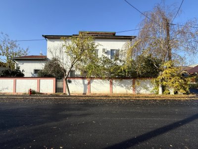 Vila D+P+1 si pod in Mamaia Sat cu teren 1569 mp si suprafata desfasurata 865 mp