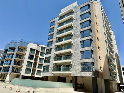 Garsoniera la cheie , mamaia nord , la 200 metri de plaja 