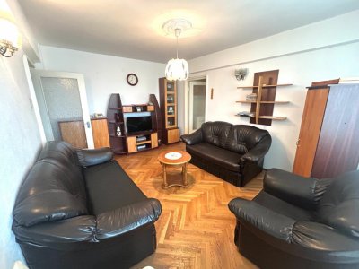Apartament 2 camere de vanzare centru Constanta, etaj 3/4
