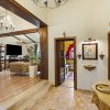 Apartament exclusivist cu 4 camere în Piața Ovidiu  Vedere panoramică la mare thumb 2