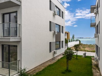 Apartament cu 3 camere Open Space - Ovidiu Sud - Curte proprietate 38 m