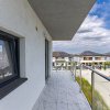Apartament 3 camere la etajul 2 | Terasa privata 70m | Vedere frontală spre Lac  thumb 11