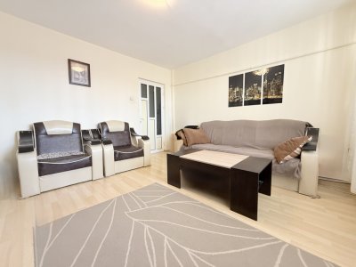 Apartament de vânzare cu 3 camere in Tomis Nord