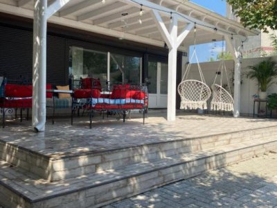 VILA DE INCHIRIAT I 110MP I VEDERE FRONTALA LA MARE I MAMAIA NORD