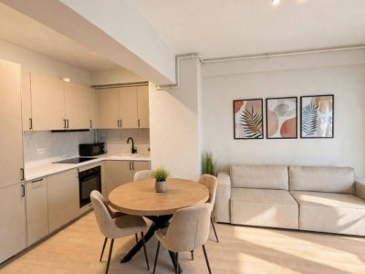 Apartament cu 2 camere, Mamaia-sat, termen lung, loc de parcare subteran