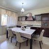 Vilă de închiriat spatioasă | 6 camere | Garaj spatios | Pozitie Centrala thumb 9