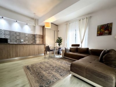 Apartament spațios cu 3 camere de vânzare in Mamaia Nord | 150m de plaja