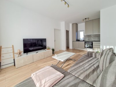 Apartament cu 2 camere Mamaia Nord, mobilat complet, la 250m de Mare