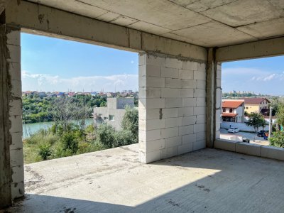 Dezvoltator - Apartament spatios cu vedere deosebita Mamaia Nord COMISION 0