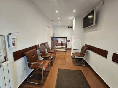 Spatiu de inchiriat, ideal cabinete medicale 