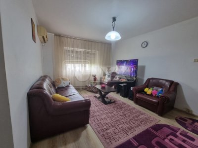 Apartament 2 camere ,Soveja-ideal investitie