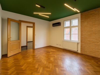 Birouri private de inchiriat in cladire tip HUB imobiliar 