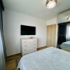 Apartament modern cu 2 camere în Tractorul  thumb 8