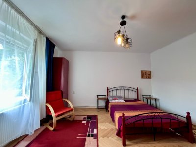 Apartament cu 2 camere pe Strada Lunga 