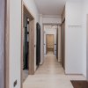 Apartament modern, 3 camere, mobilat, zona Coresi thumb 18