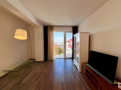 Apartament cu 3 camere in zona Centrala