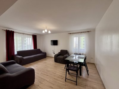 Apartament cu 2 camere în Tractorul 