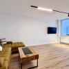 Apartament modern cu 3 camere in zona centrală  thumb 2