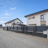CASA NOUA PREMIUM IN HARMAN – CURTE AMENAJATA, PREGATITA PENTRU EV thumb 1