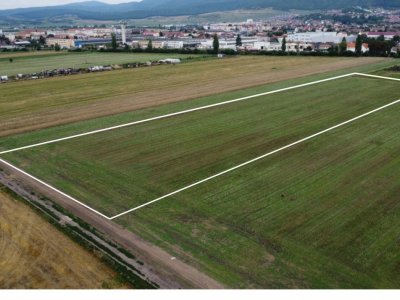 Teren industrial  Codlea – intravilan, ideal hala/depozit/ logistica