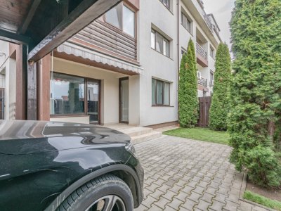 Apartament modern, curte privata, mobilat complet