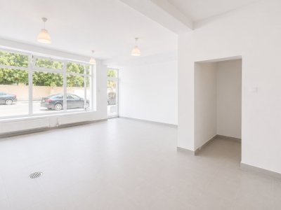 Spatiu comercial 80 mp | HORECA| Terasa privata | Curent trifazic