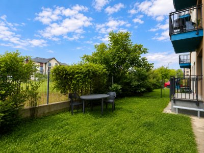 Apartament 2 camere | decomandat | gradina proprie | Tractorul - Parcare Inclusa