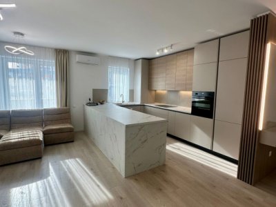 Apartament Lux 2 Camere Qualis  Tractorul cu Parcare Subterană