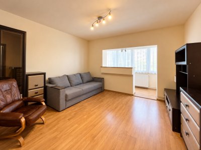Apartament cu 2 camere in zona Grivitei