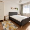 Apartament cu 2 camere pe Pietonala/Coresi  thumb 3