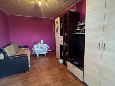 Apartament cu 2 camere semidecomandat, mobilat in Bals