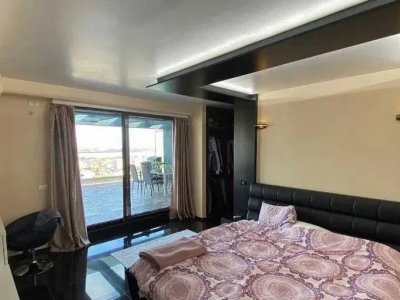  Penthouse situat in zona  Tomis Plus,
