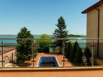  Casă de lux cu piscină 🌊 vedere Lac Siutghiol | Ovidiu