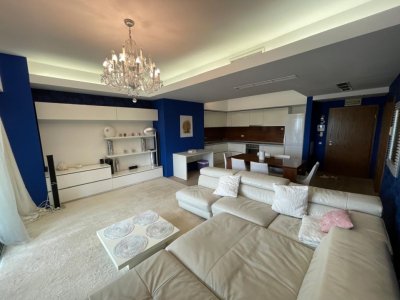 Apartament cu 3 camere cu vedere frontala la mare in zona FALEZA NORD