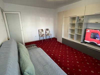 Apartament 2 camere de inchiriat in zona Faleza Nord