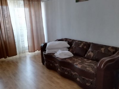 Apartament 3 camere situat in zona FALEZA NORD