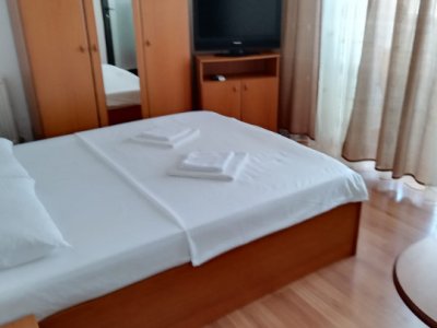 Apartament 3 camere situat in zona FALEZA NORD